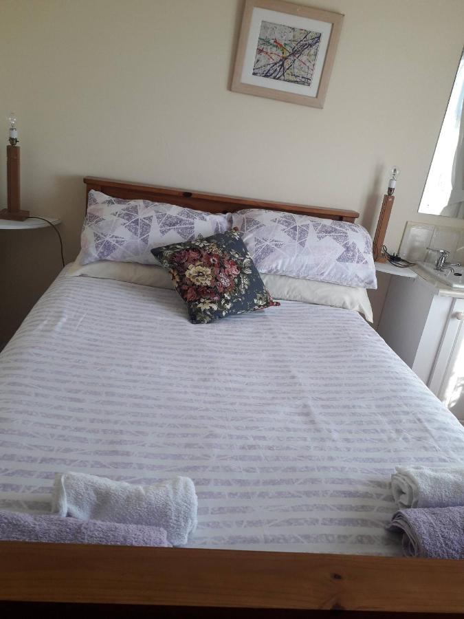 Room In Bungalow - Very Nice View With This Room سنيم المظهر الخارجي الصورة