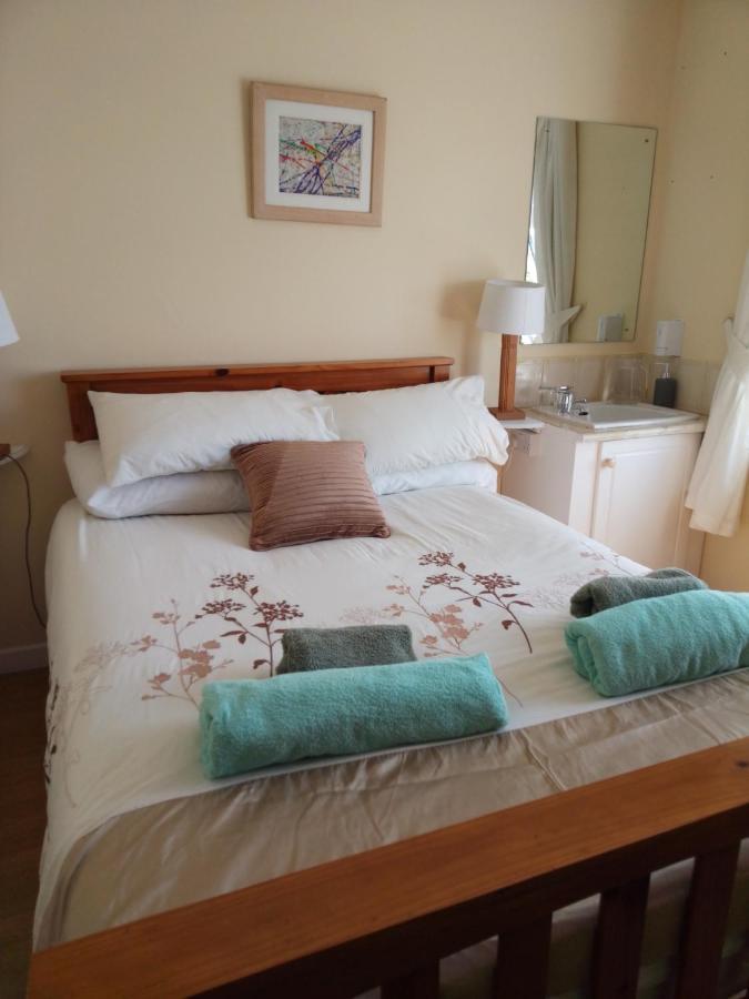 Room In Bungalow - Very Nice View With This Room سنيم المظهر الخارجي الصورة
