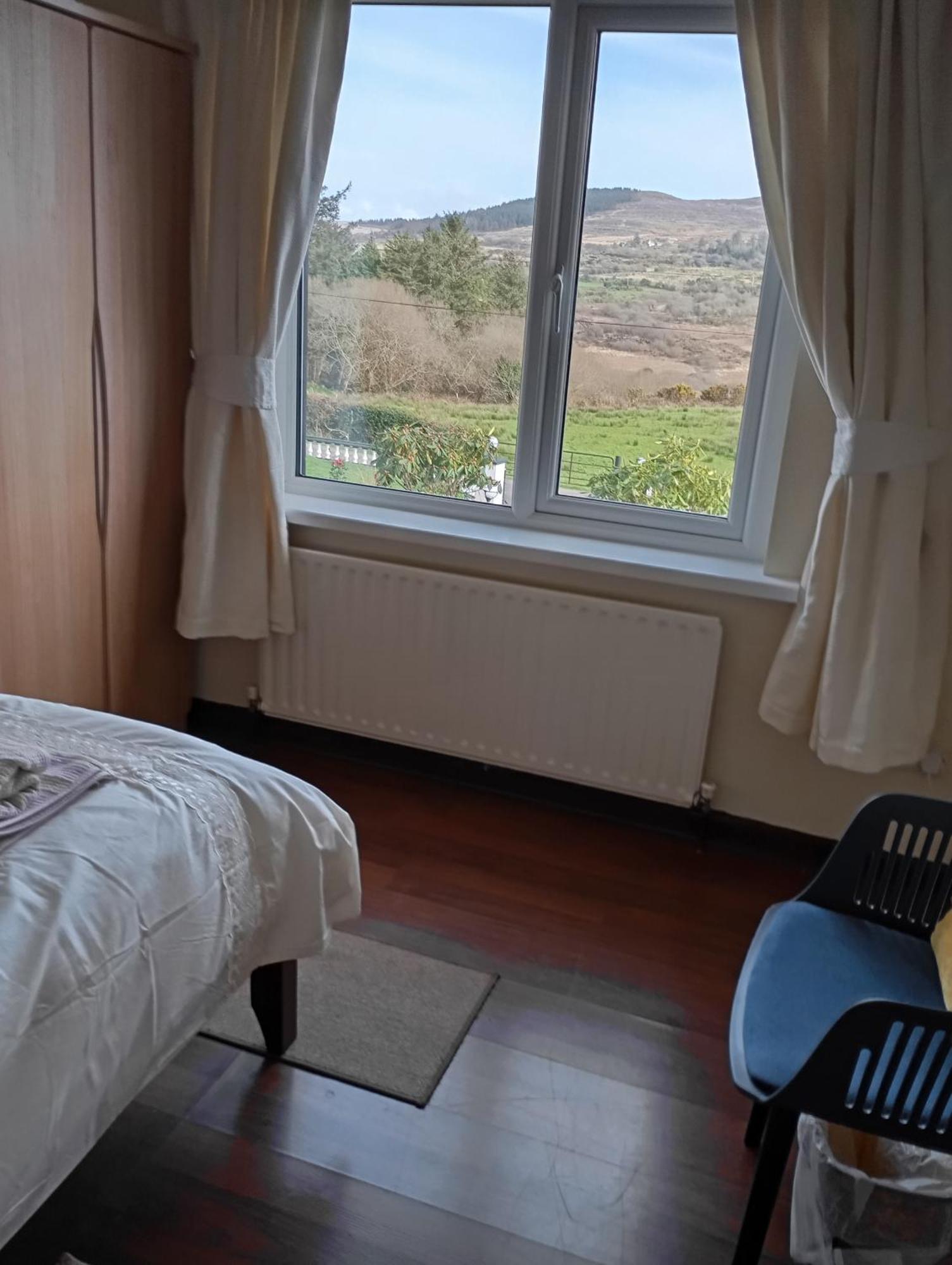 Room In Bungalow - Very Nice View With This Room سنيم المظهر الخارجي الصورة
