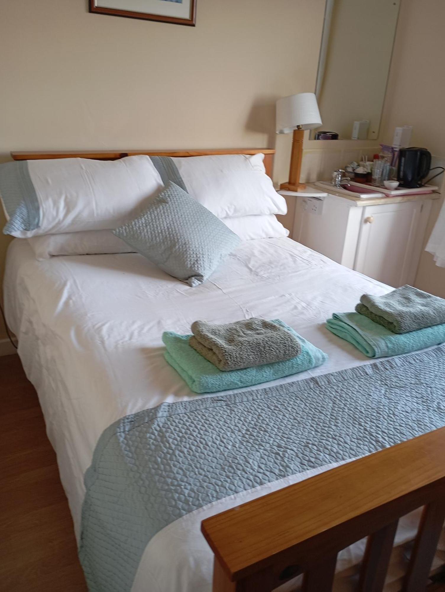 Room In Bungalow - Very Nice View With This Room سنيم المظهر الخارجي الصورة